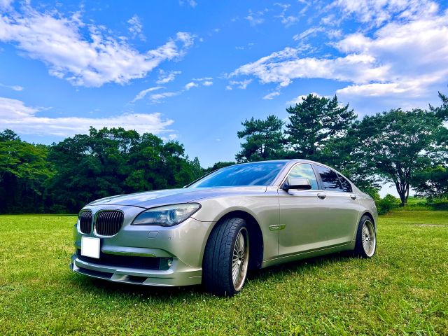 車の脱脂シャンプーとは？効果・メリットを徹底解説
